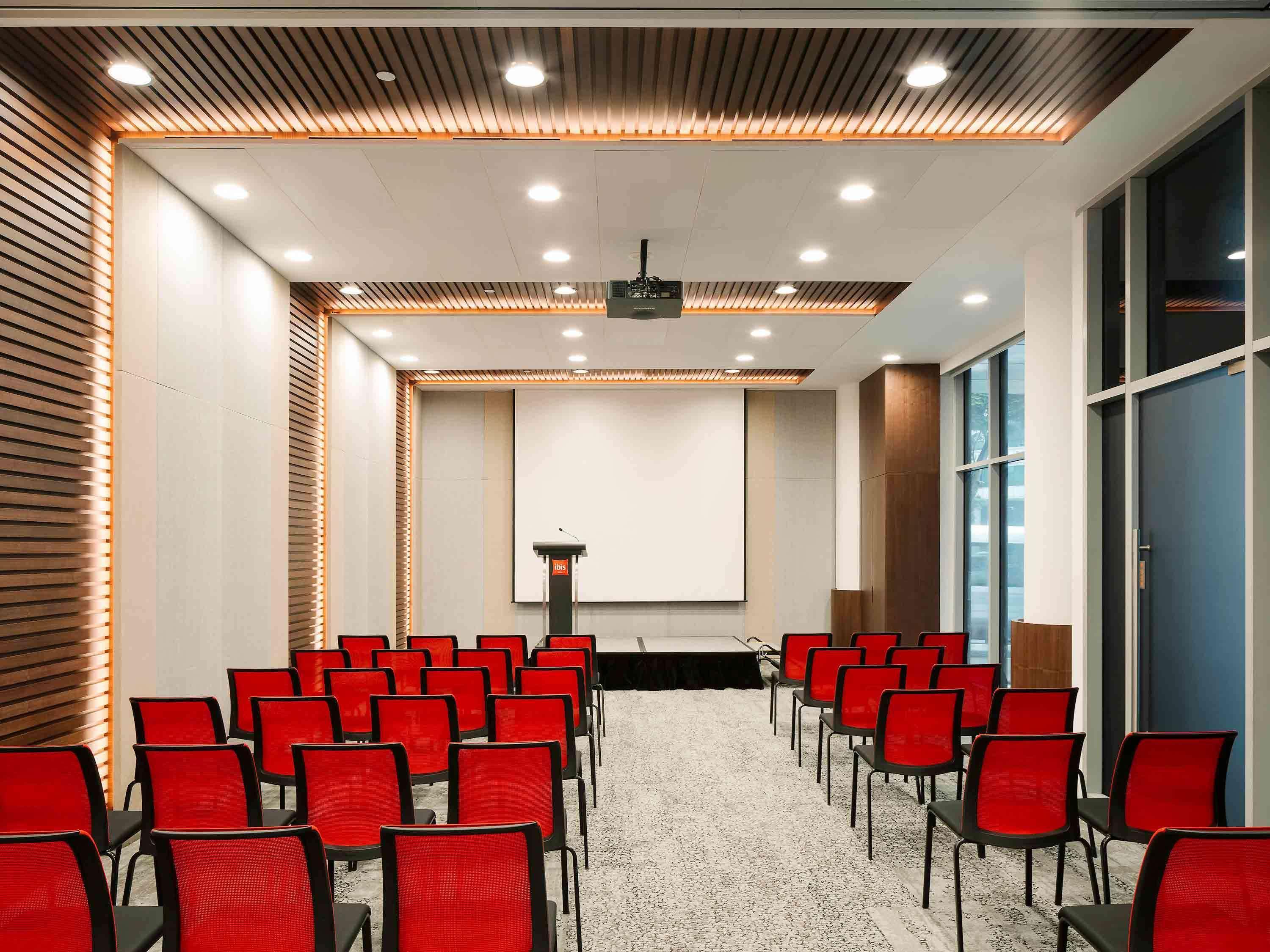 Ibis Singapore On Bencoolen - Newly Renovated Екстер'єр фото
