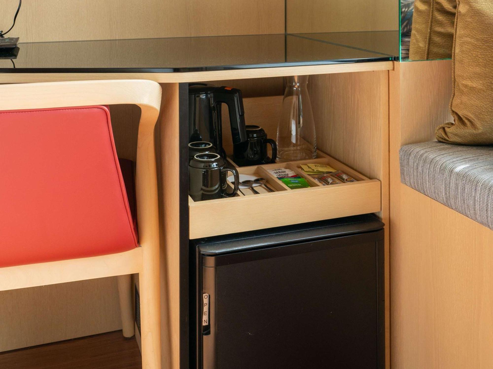 Ibis Singapore On Bencoolen - Newly Renovated Екстер'єр фото